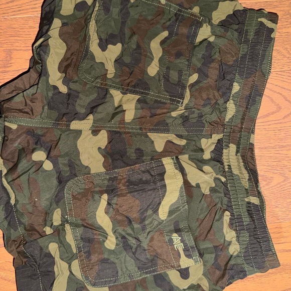 Shorts - Picture 4 of 4